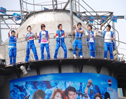 Super Juniorϯ ߿Լ(D)